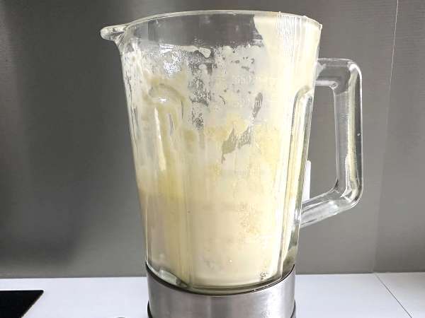 Suolainen kakkutaikina tehosekoittimessa: nopeaa, helppoa ja erittäin kosteaa - Valmistelu askel 5