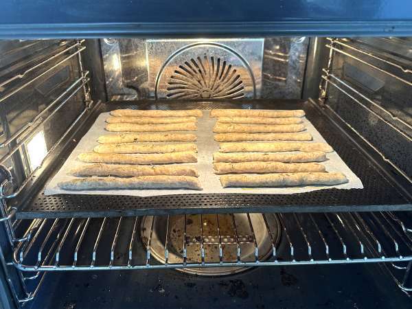 Kotitekoiset yrttikastikkeet: helppo tehdä ja superrapeat! - Valmistelu askel 6