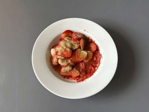 Strawberry shortcake, amerikkalainen mansikkakermakakku, joka ei koskaan petä... - Valmistelu askel 1