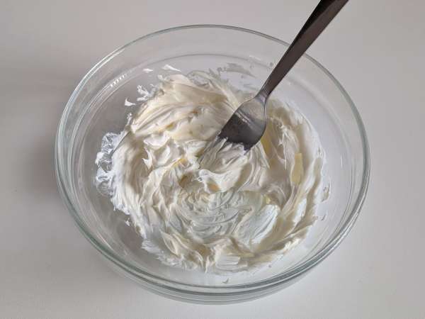 Suolaiset oliivi-Philadelphia-muffinit airfryerissa - Valmistelu askel 1