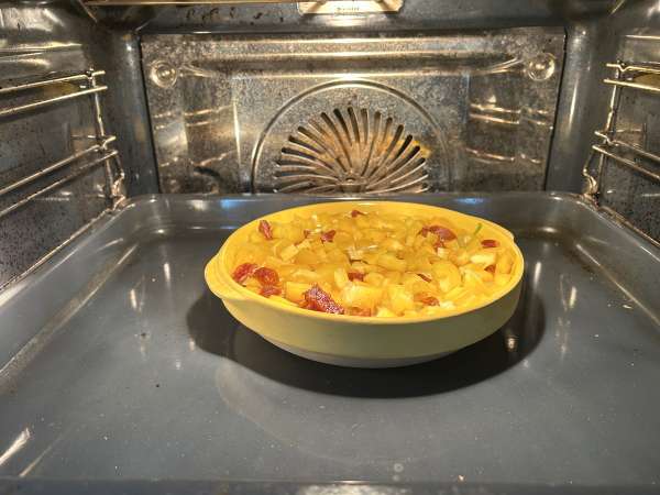Yhden kattilan orzo-ruoka paprikoilla, chorizolla ja pinaatilla - Valmistelu askel 5