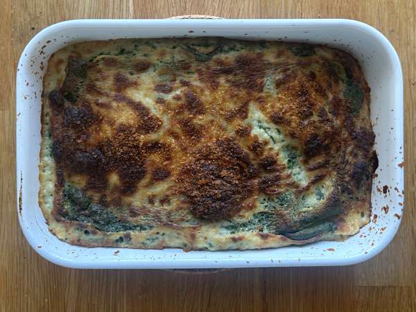 Kasvislasagne, jossa on pinaattia ja tofua, valmistettu ilmakeittimessä - Valmistelu askel 10