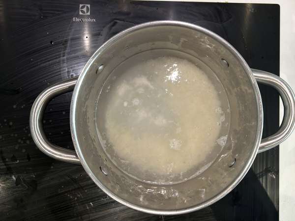 Rapea tofu – kasvisversio rapeasta kanasta - Valmistelu askel 1