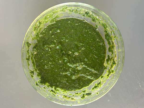 Palak tofu: intialainen pinaatti-tofucurry - Valmistelu askel 5