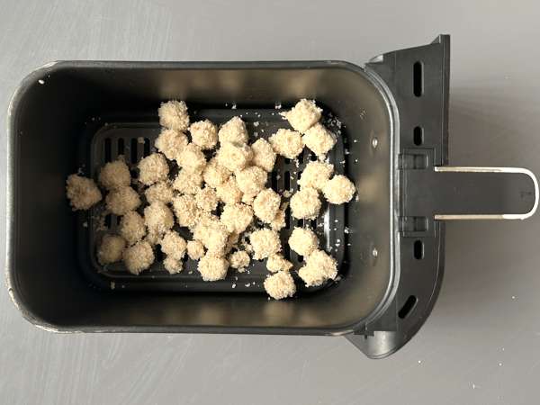 Rapeaa appelsiinitofua orange chicken -tyyliin - Valmistelu askel 2