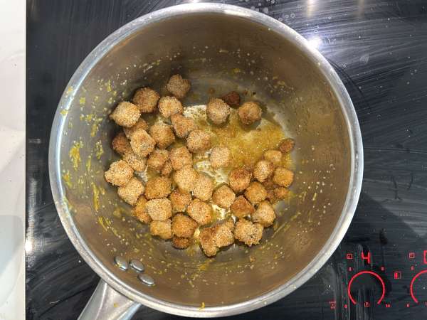 Rapeaa appelsiinitofua orange chicken -tyyliin - Valmistelu askel 5