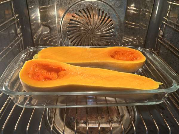 Butternut-kurpitsa-, pinaatti- ja ricottalasagne - Valmistelu askel 1