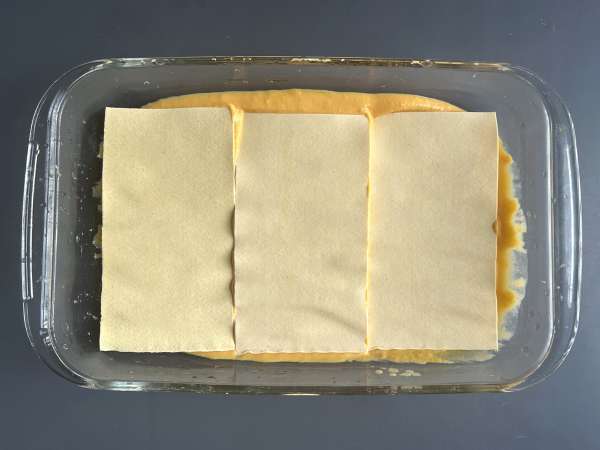 Butternut-kurpitsa-, pinaatti- ja ricottalasagne - Valmistelu askel 5