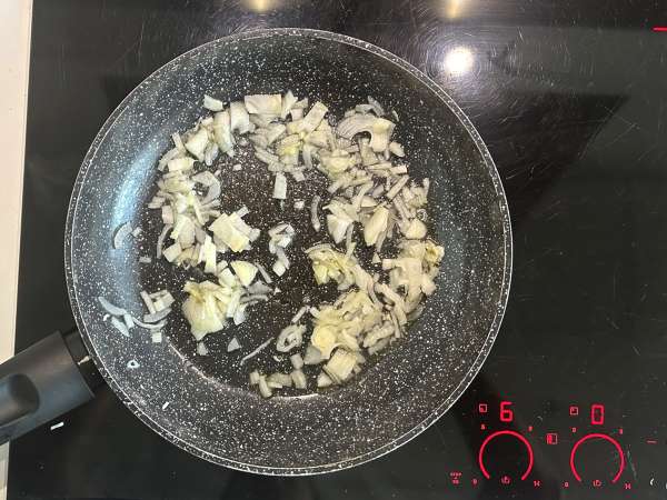 Butternut-kurpitsagratiini ilmakeittimessä, dauphinois-tyyliin - Valmistelu askel 1