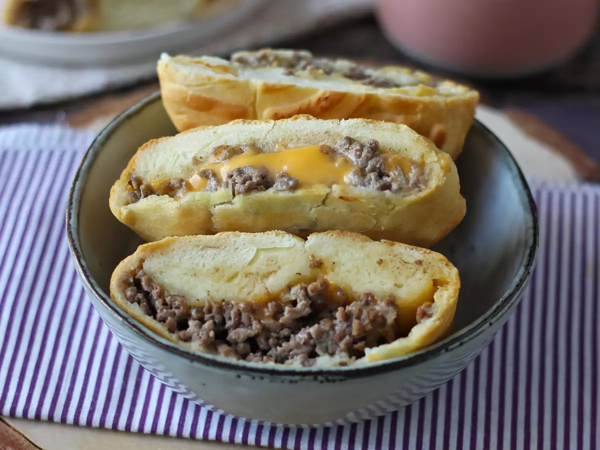 Airfryer-burgerit pizzataikinasta – herkullinen ja nopea illallisidea - kuva 5