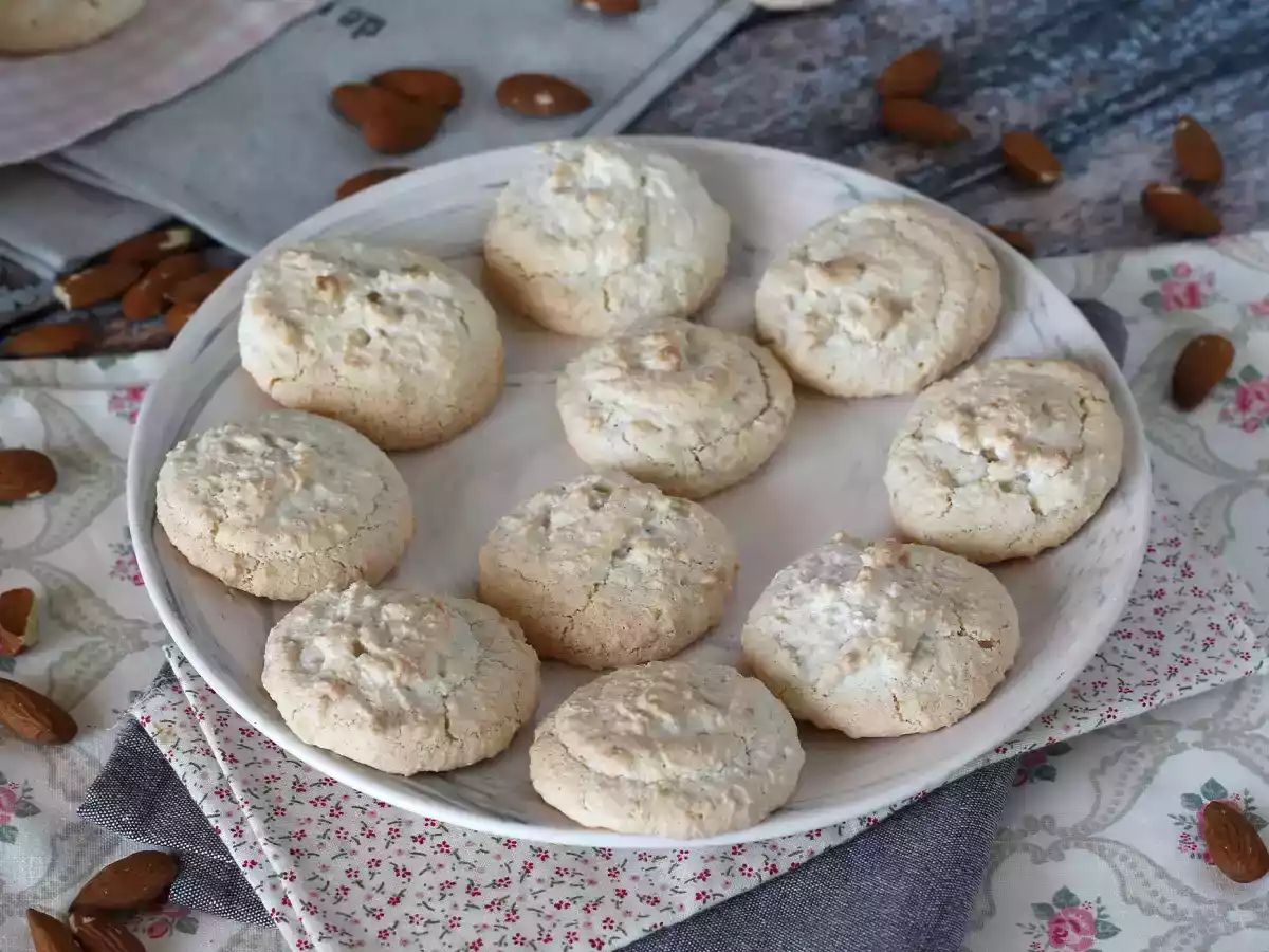 Amaretti, italialaiset manteliherkut, jotka sopivat täydellisesti kahvin kanssa! - kuva 4