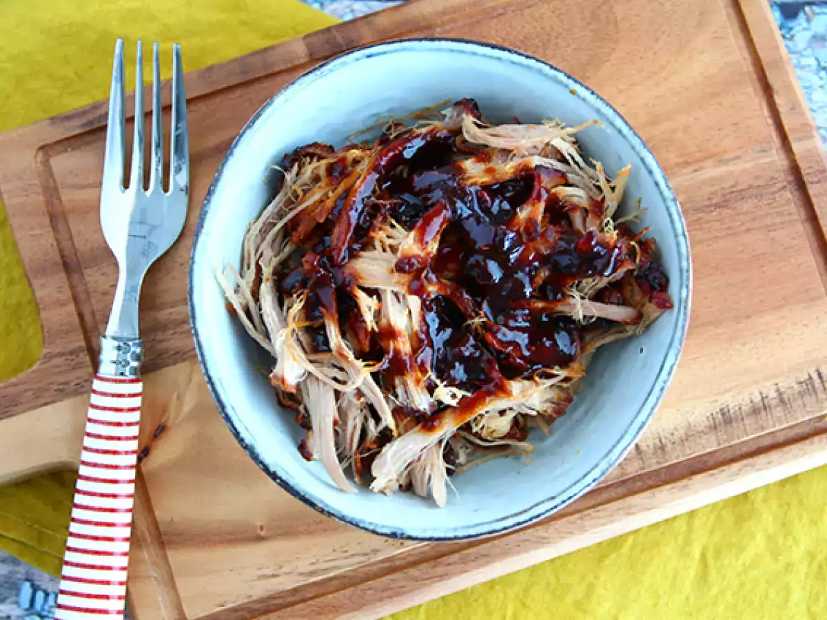Amerikkalaistyylinen nyhtöpossu (pulled pork) - kuva 2