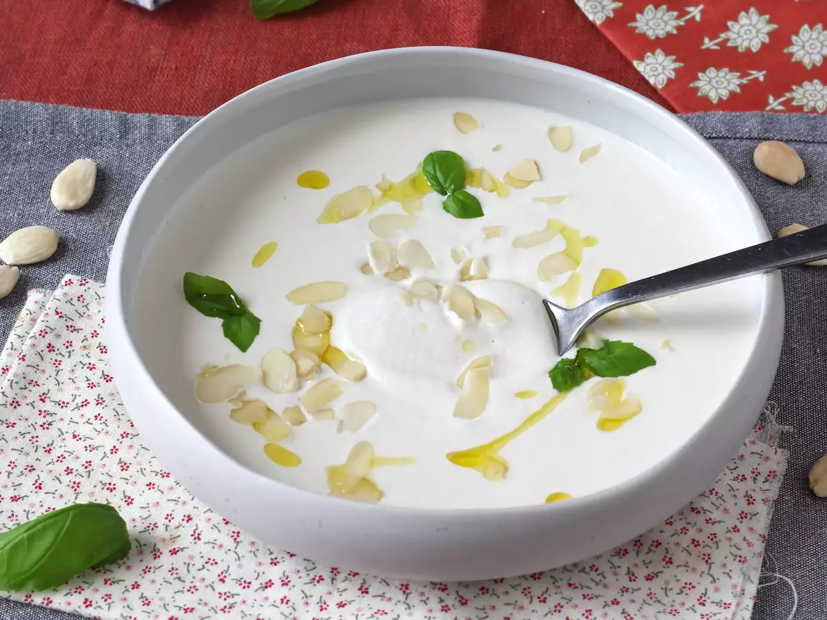 Andalusialainen Ajoblanco: kylmä keitto, jota haluat aina kesällä - kuva 4