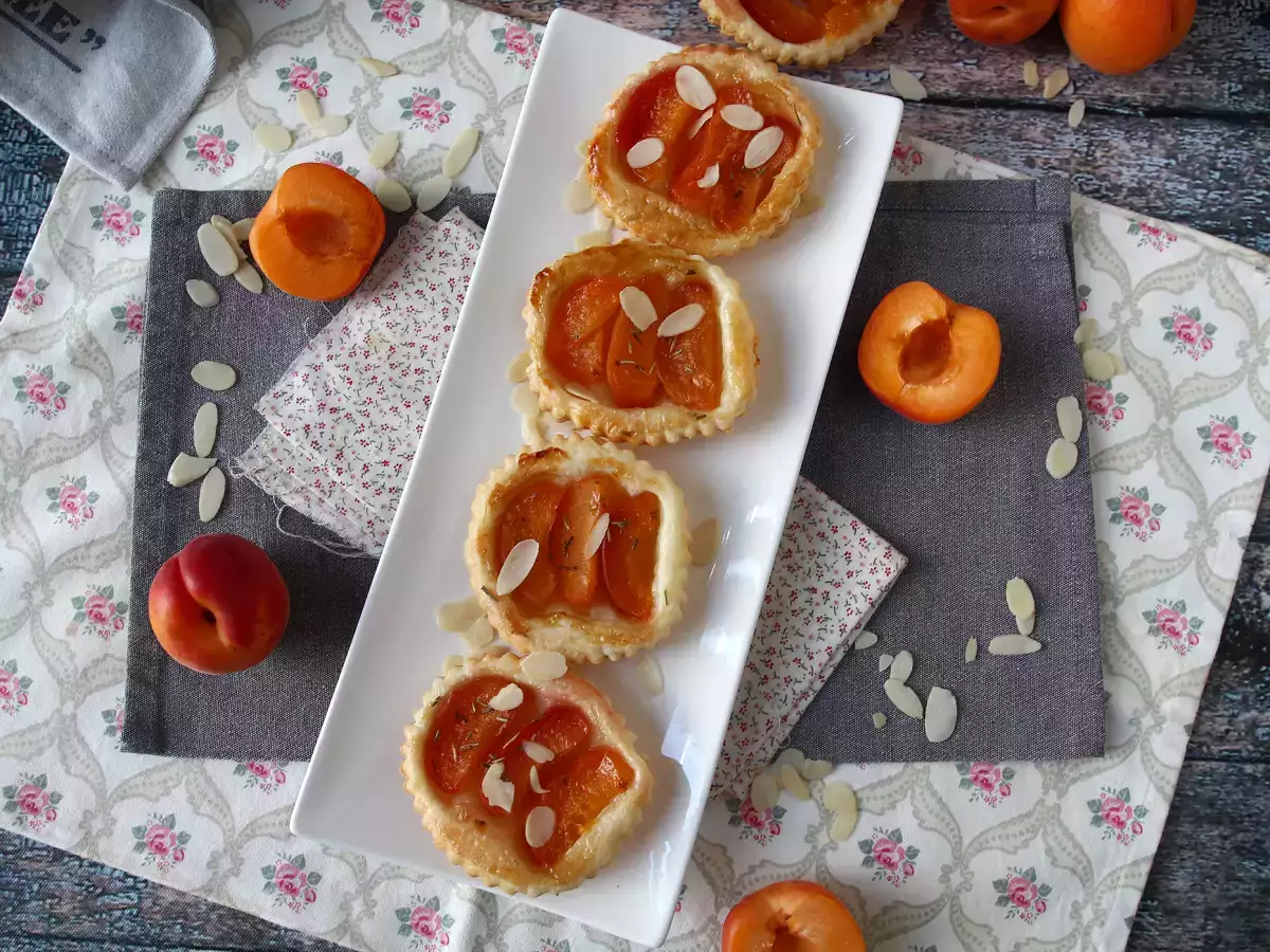 Aprikoosi-tartelettes Tatin – nopea jälkiruoka vieraille - kuva 5