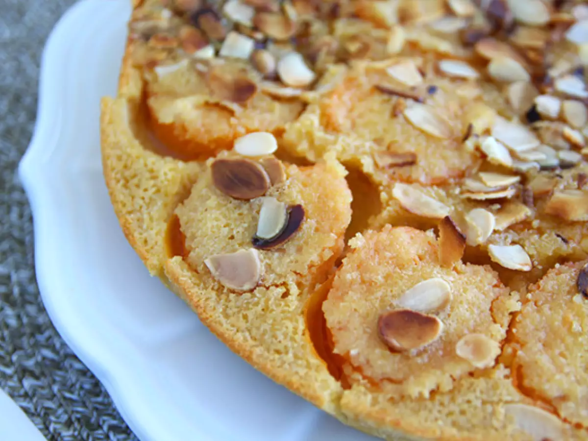Aprikoosin clafoutis - kuva 4