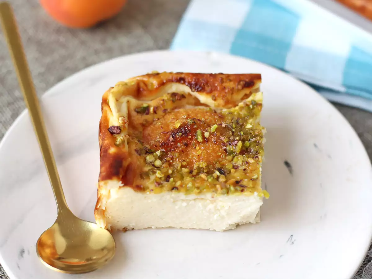 Aprikoosinen flan-juustokakku