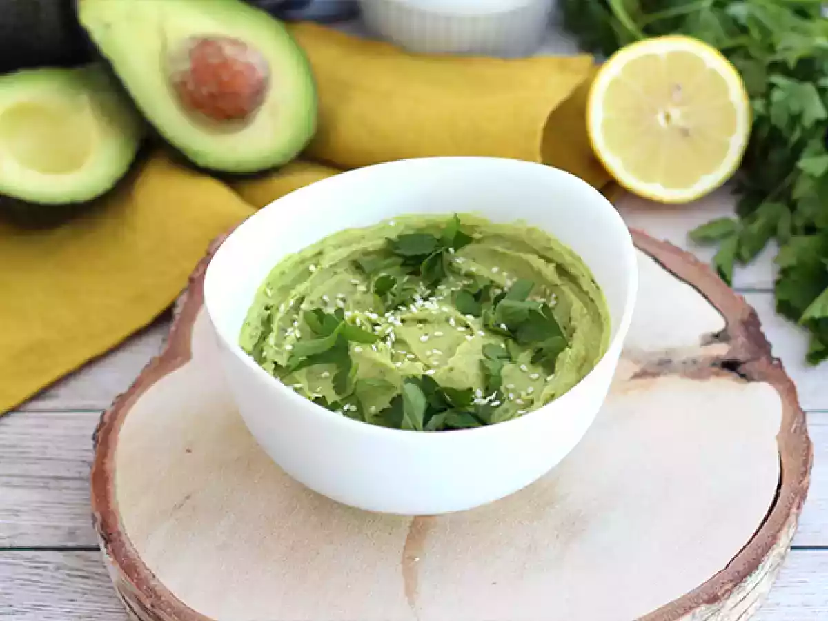 Avokadohummus