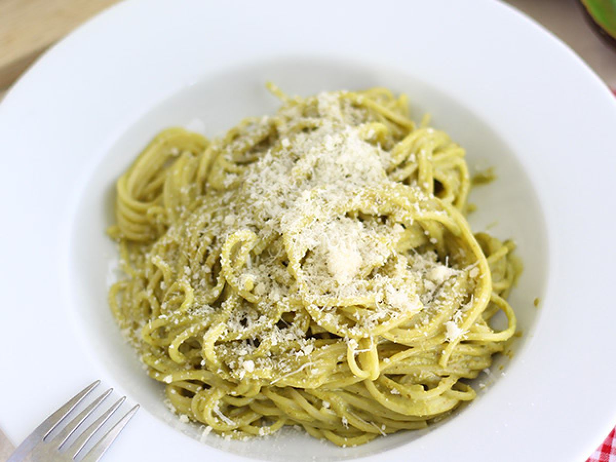 Avokadopasta carbonara - kuva 2