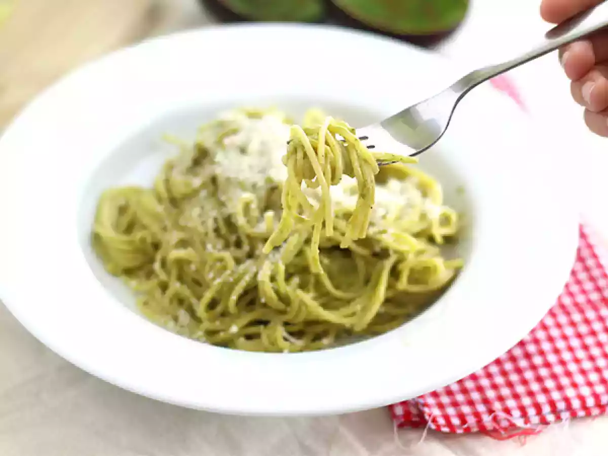 Avokadopasta carbonara - kuva 3