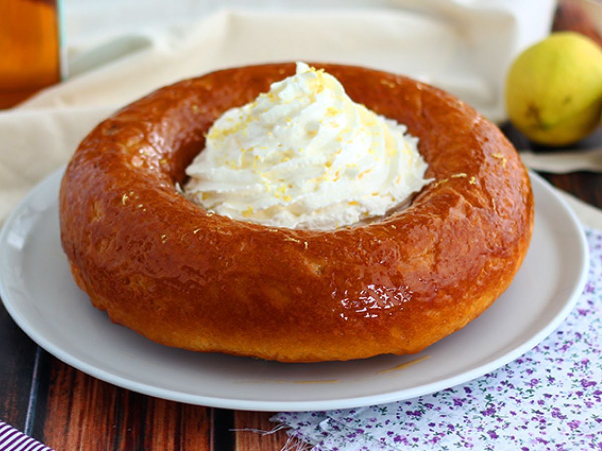 Baba au rhum, rommi-baban ohjeet yksityiskohtaisesti