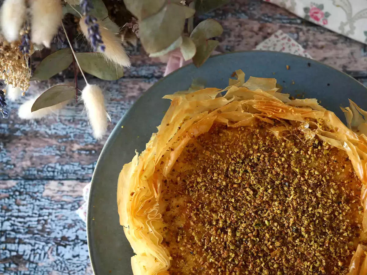 Baklava-tyylinen pistaasijuustokakku – rapea ja pehmeä - kuva 4