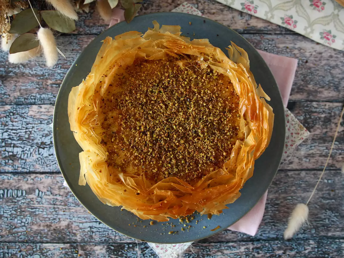 Baklava-tyylinen pistaasijuustokakku – rapea ja pehmeä - kuva 6