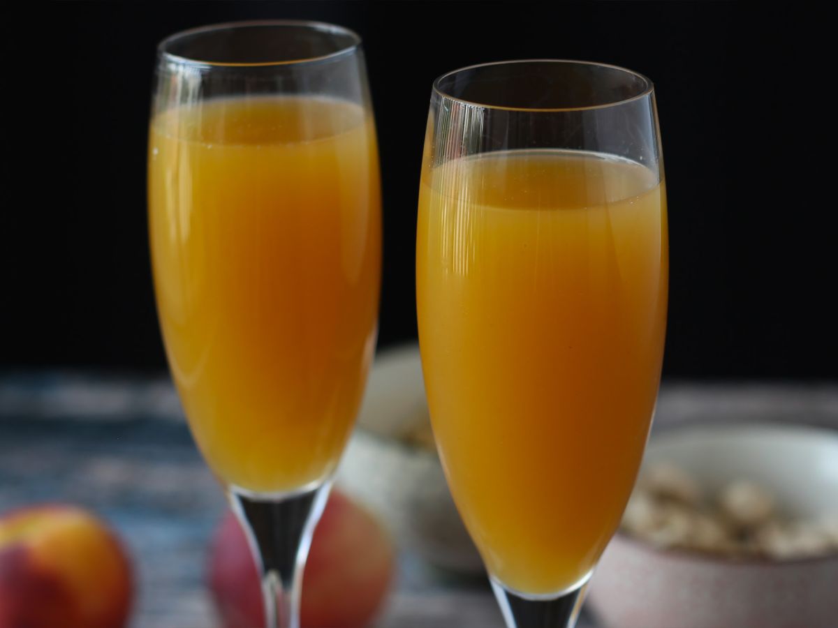 Bellini, helppo italialainen persikkacocktail, jonka voit tehdä kotona! - kuva 2