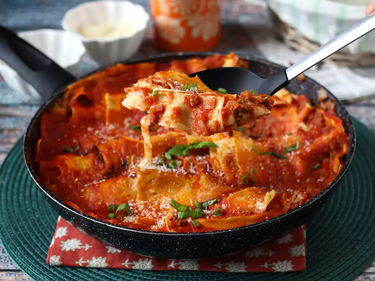 Bolognese-lasagne pannulla - kuva 3