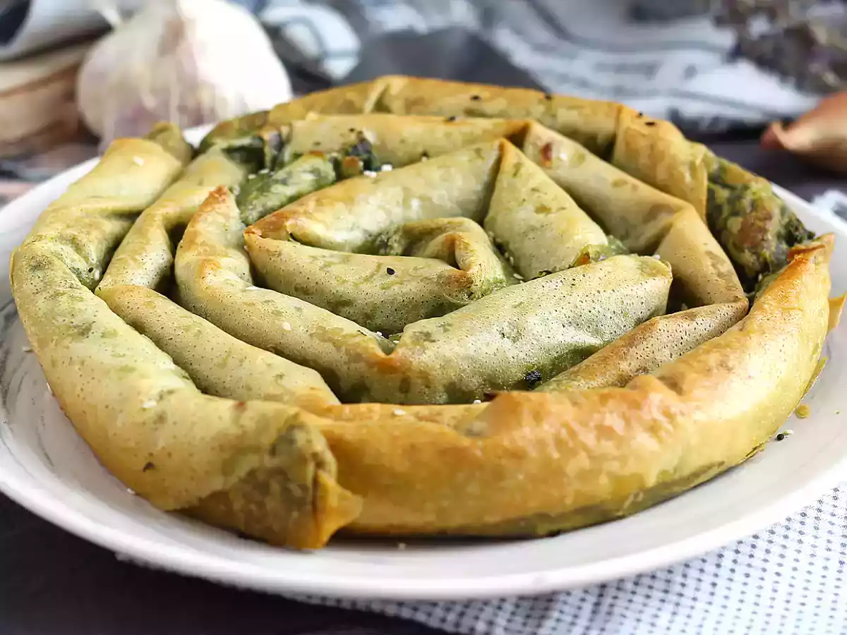 Borek, turkkilainen pinaatti- ja juustopiirakka - kuva 3