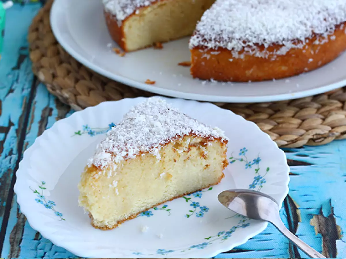 Brasilialainen kookoskakku – Bolo toalha felpuda - kuva 3