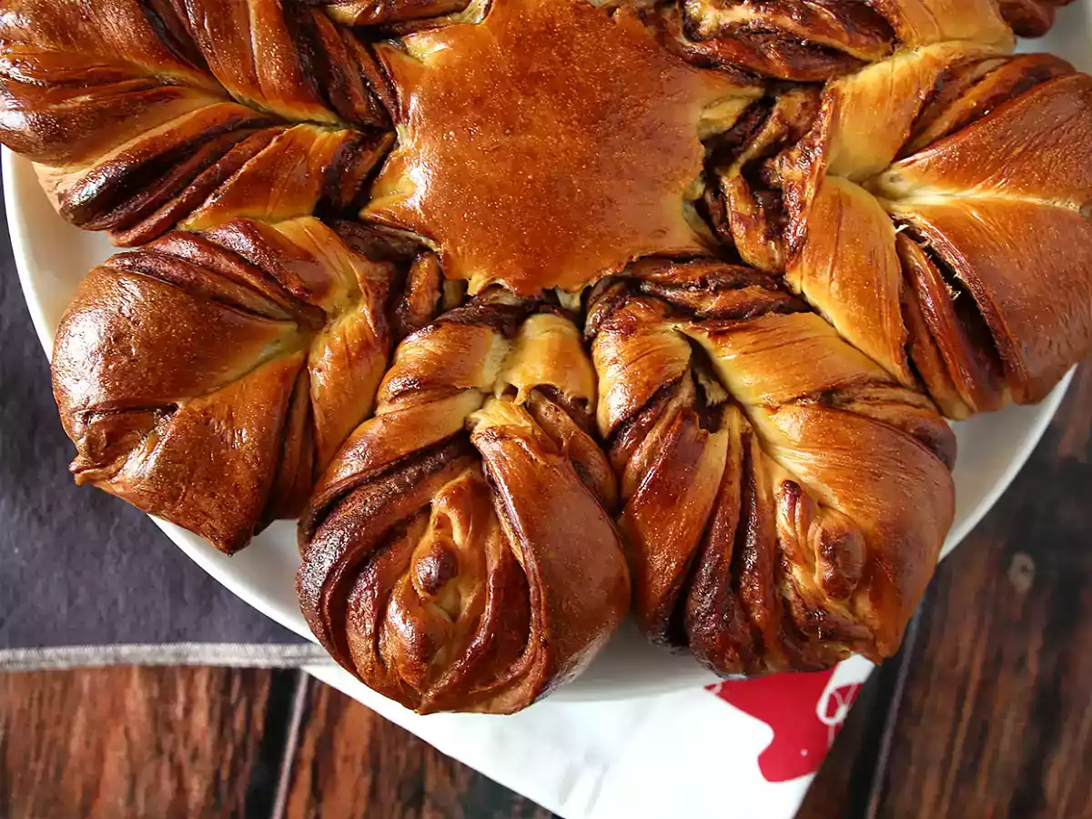 Brioche lumihiutale levitteellä - kuva 5