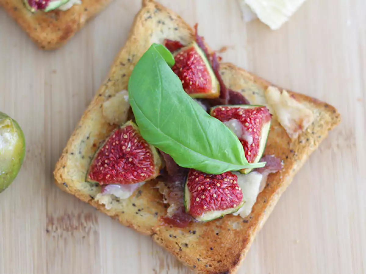 Bruschetta viikunoilla, parmesaanilla ja parmankinkulla - kuva 3