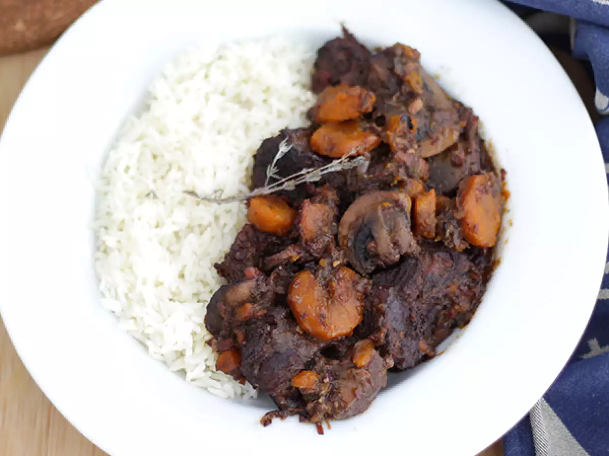Burgundinpata (bœuf bourguignon)