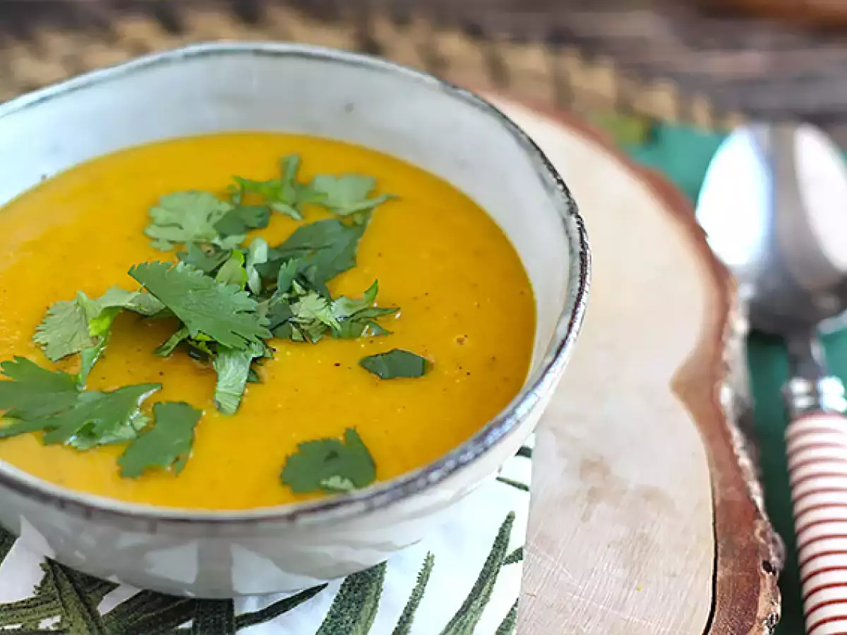 Butternut- ja korallilinssikeitto - kuva 3