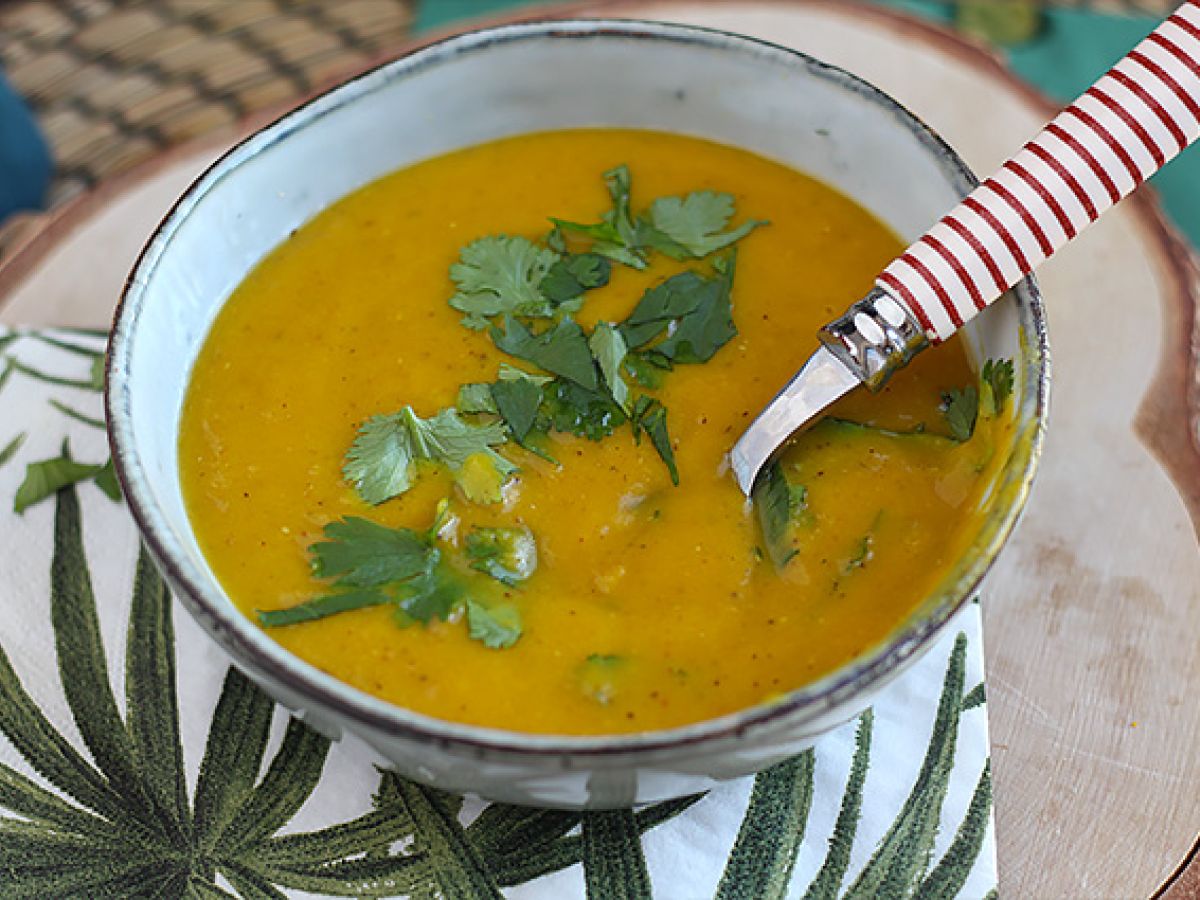 Butternut- ja korallilinssikeitto - kuva 4