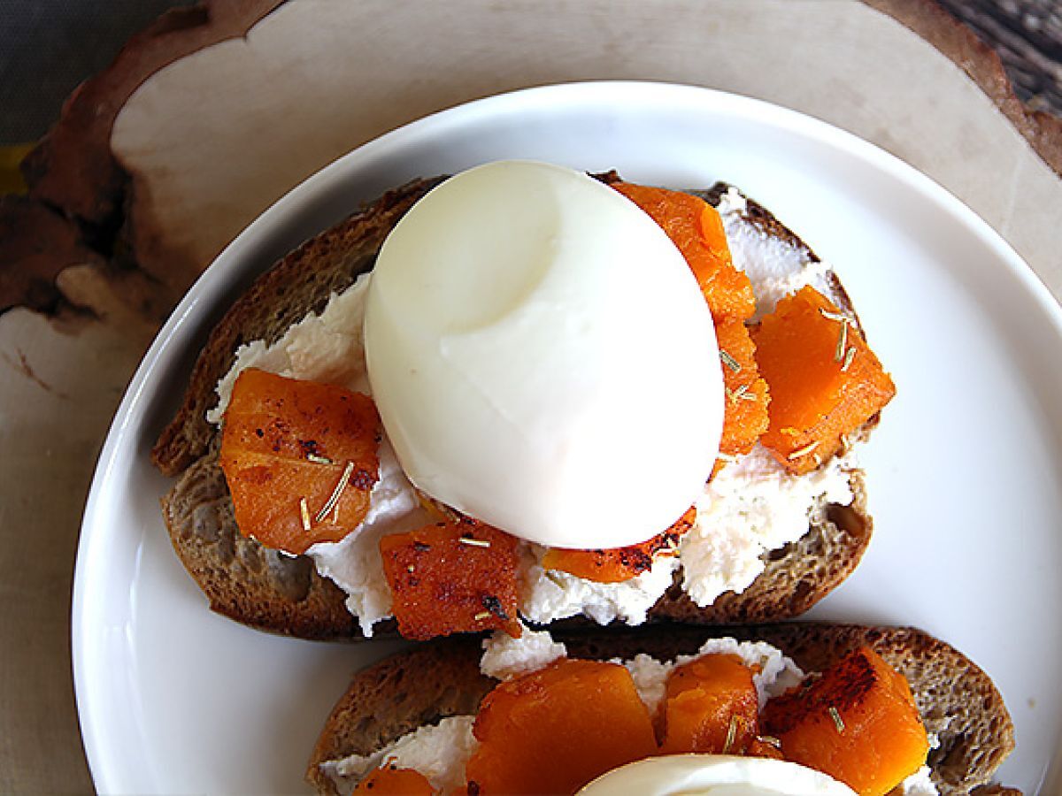 Butternut-ricotta- ja munavoileivät - kuva 3