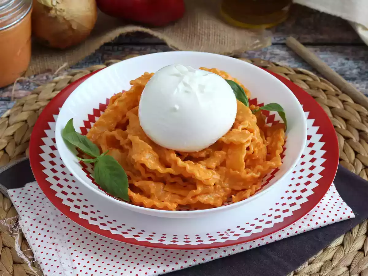 Calabrian tyylistä pestoa kermaisen burrata-juuston kanssa - kuva 5