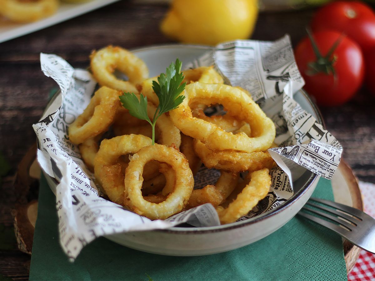 Calamares a la romana - taikinaan paneroitu kalmari