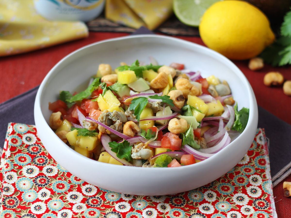 Ceviche purkitettujen sydänsimpukoiden kanssa