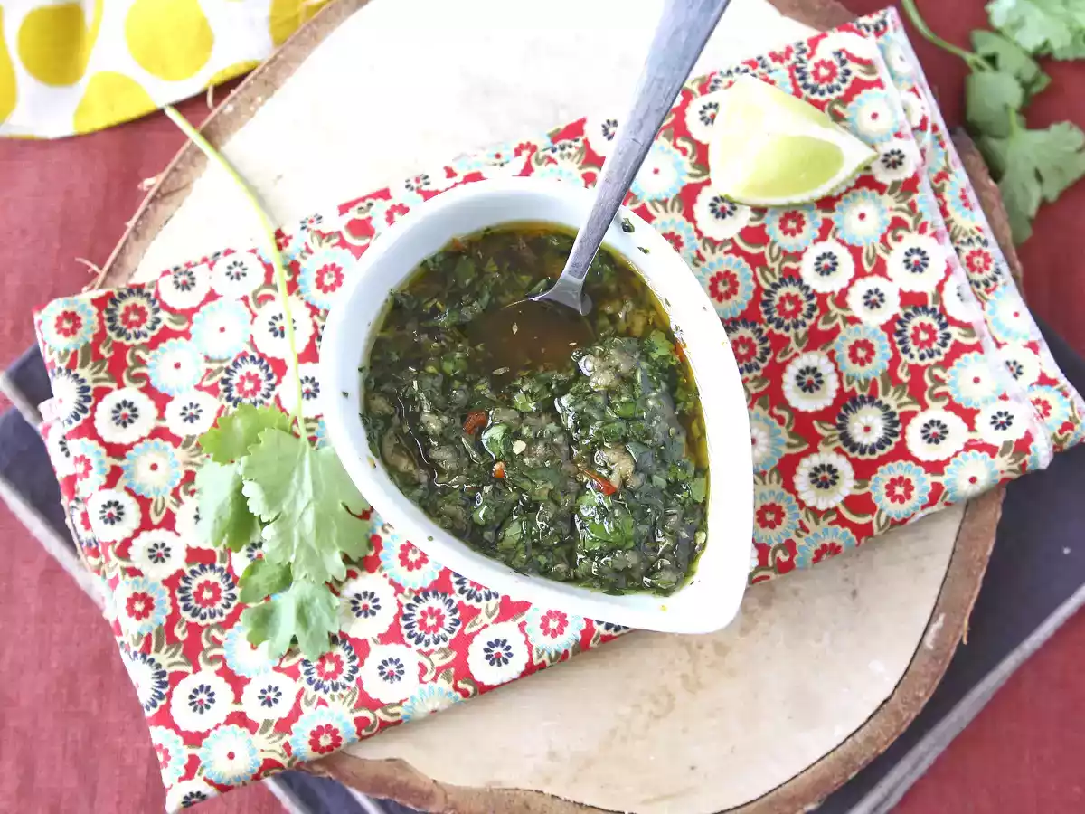 Chimichurri-kastike: täydellinen lisuke paistiin ja grillijuhliin. - kuva 3