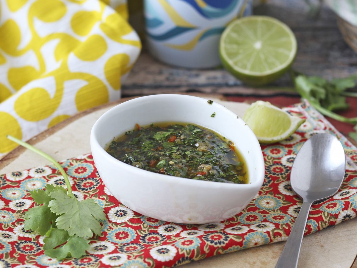 Chimichurri-kastike: täydellinen lisuke paistiin ja grillijuhliin. - kuva 6