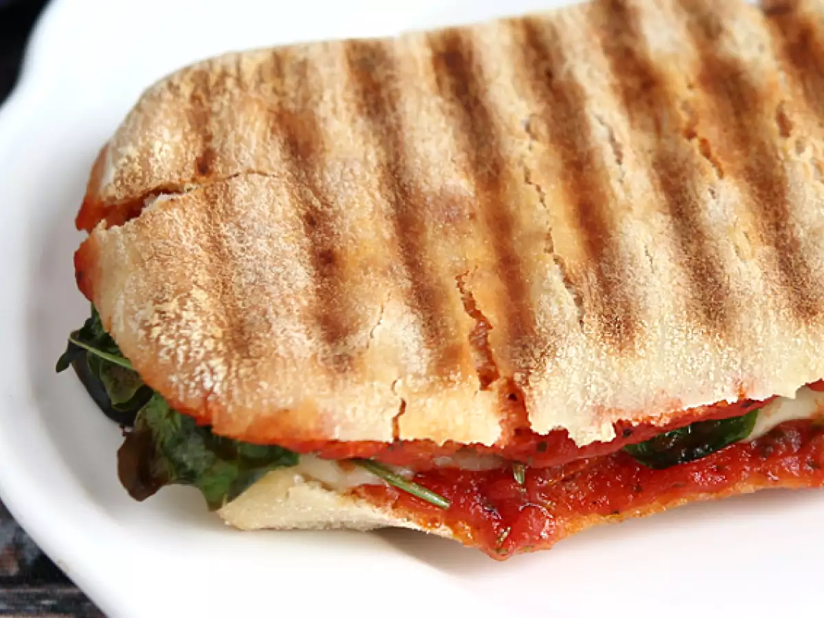 Chorizo-emmentalpanini - kuva 4