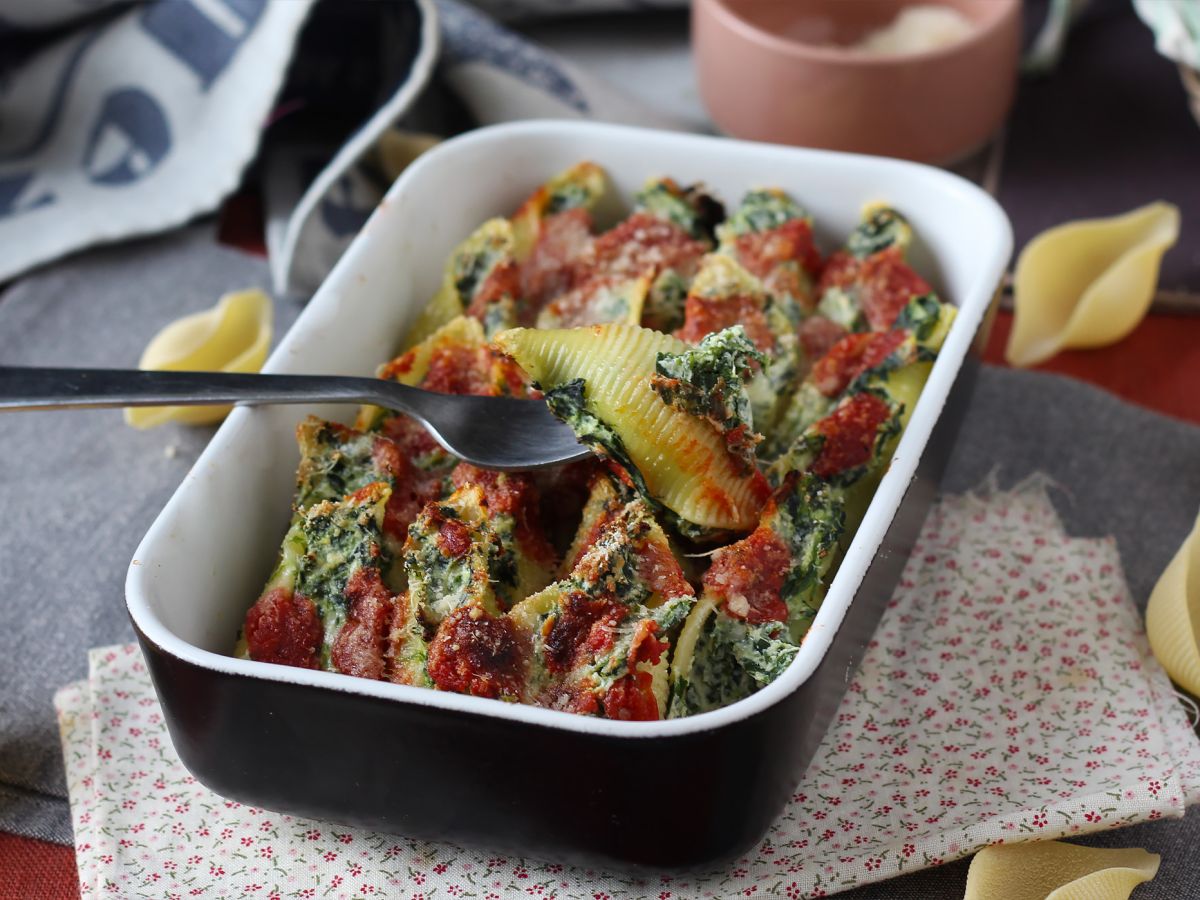 Conchiglioni täytetty ricotta ja pinaatti: vastustamaton paistettu kasvisruoka - kuva 7