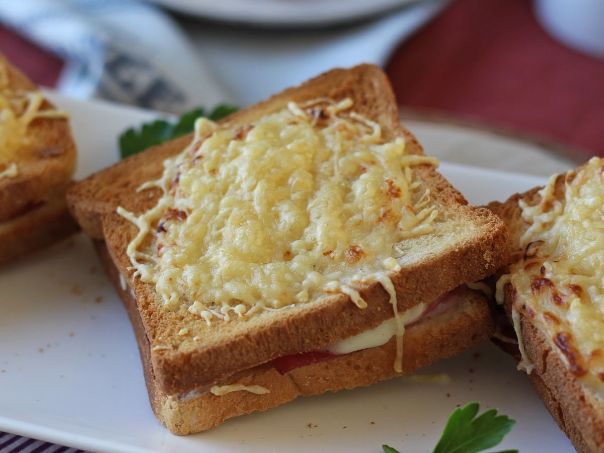 Croque monsieur Air Fryerilla - kuva 5