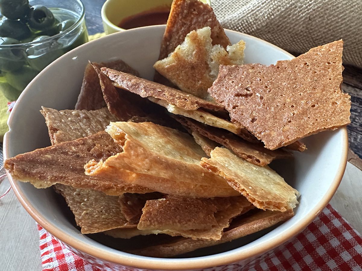 Crostini, rapea parmesaanialkupala - kuva 4