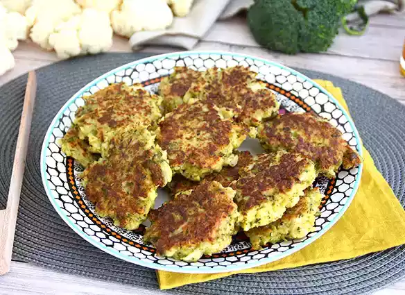 Currykukkakaali- ja parsakaalipihvit