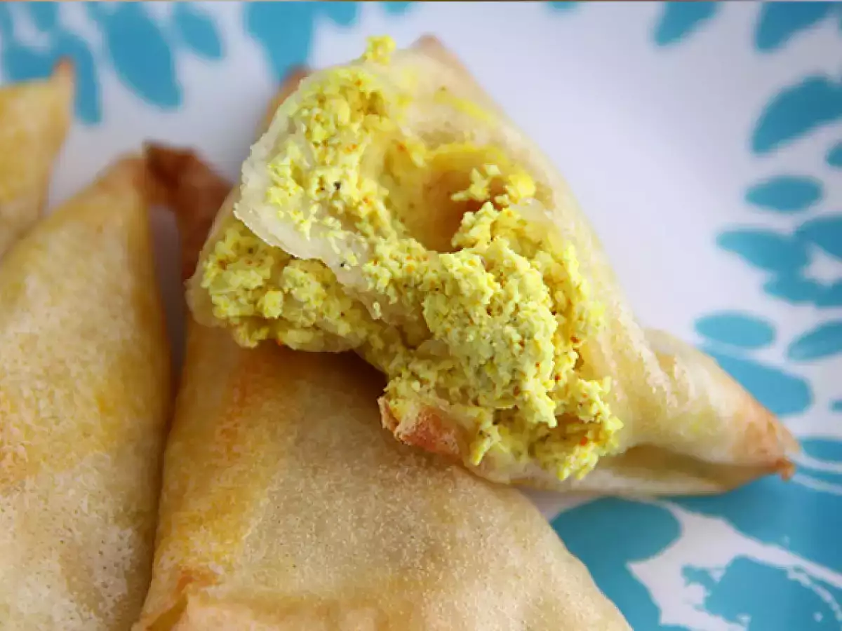 Curryllä maustetut samosat - kuva 3