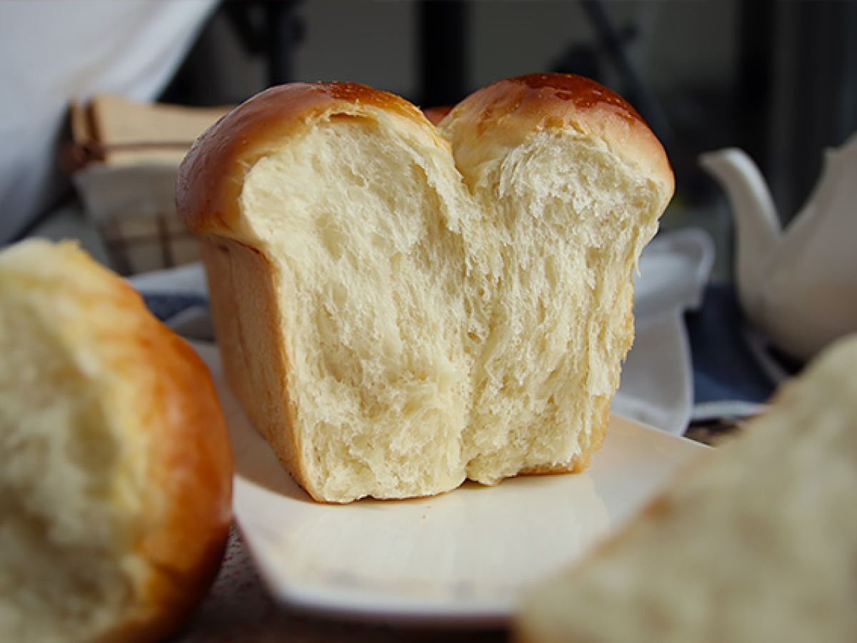 Erittäin pehmeä ja kuohkea brioche - kuva 3