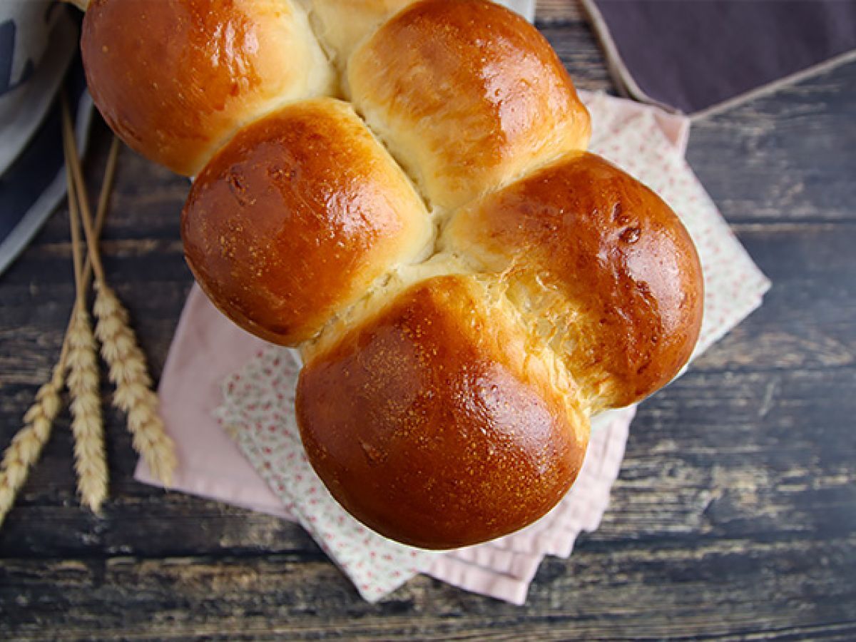 Erittäin pehmeä ja kuohkea brioche - kuva 6