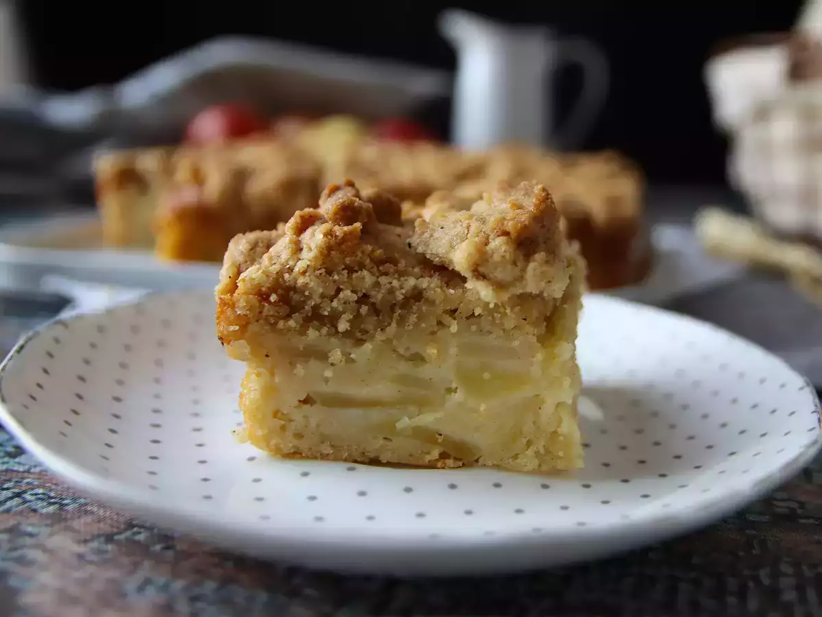 Erittäin pehmeä omenakakku ja rapea streusel-kuorrutus - kuva 5